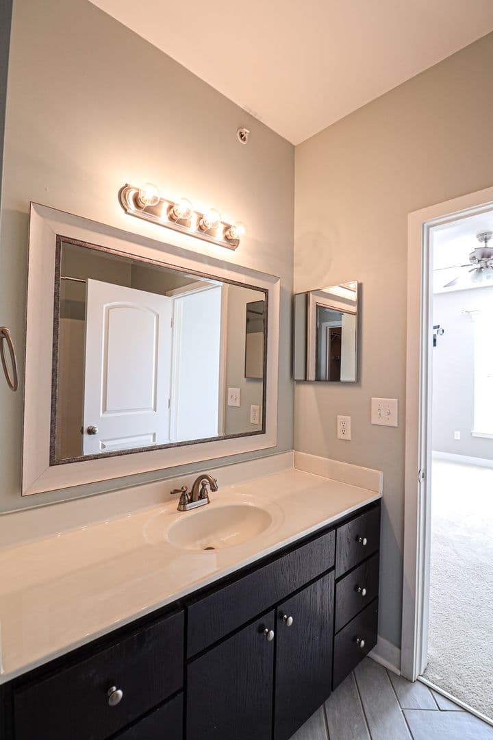 Charlotte Townhome: 1023 Skyline View Way