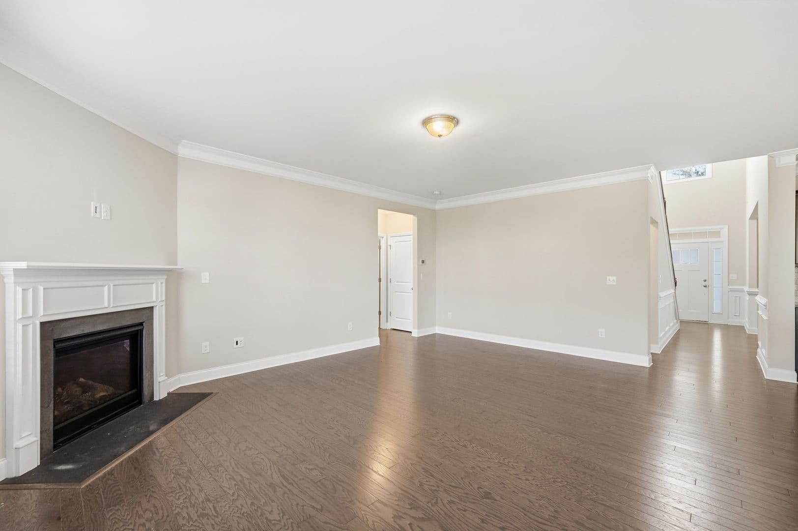 Charlotte House: 7308 Hamilton Bridge Road