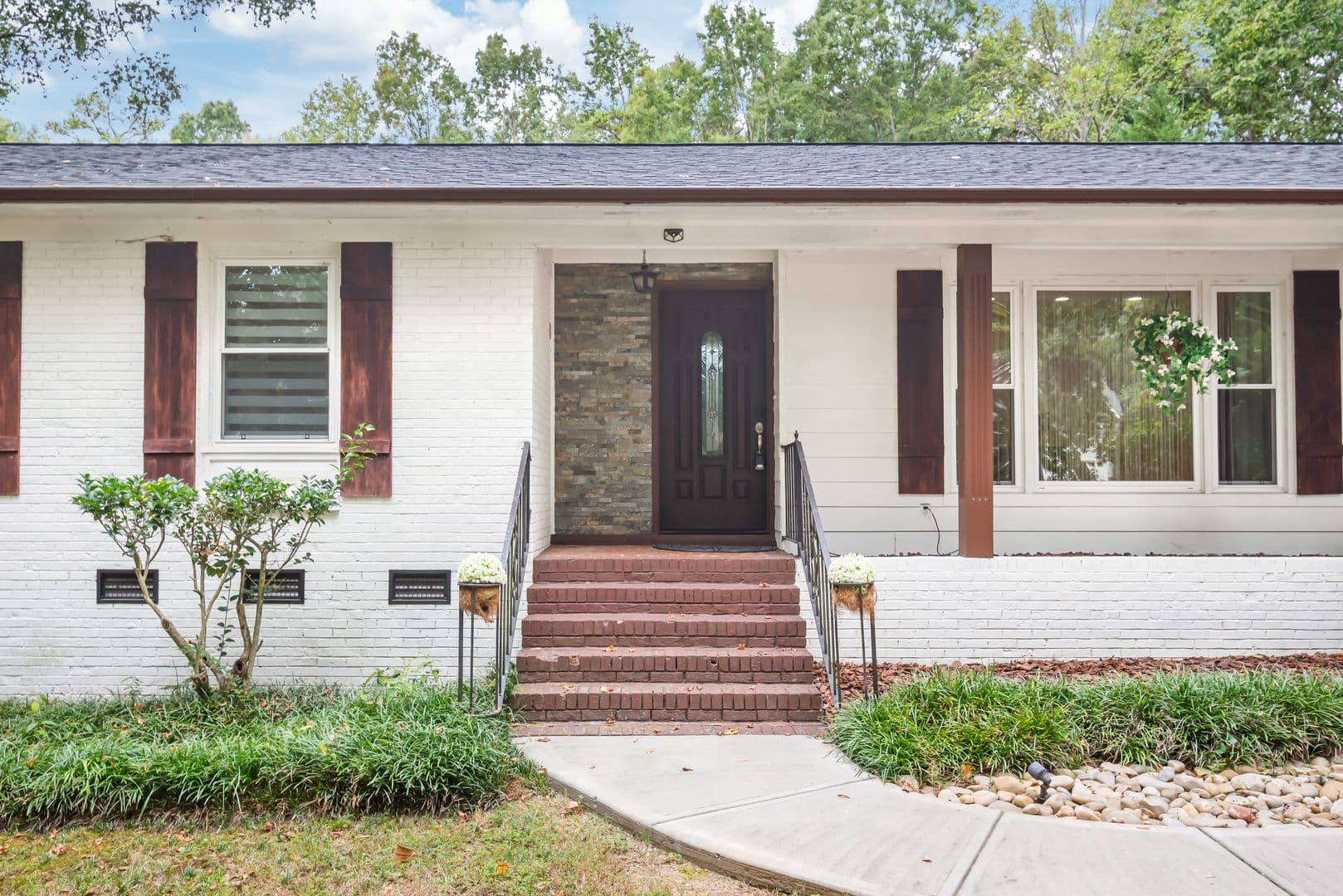 Charlotte House: 2600 E Providence Drive