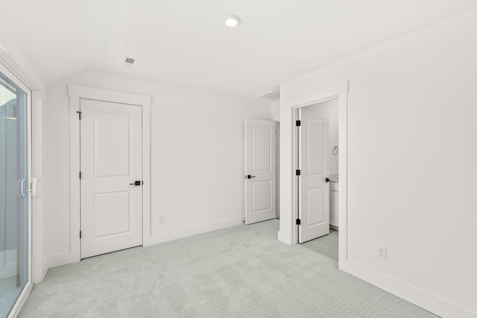 Charlotte Townhome: 425 Blairhill Road