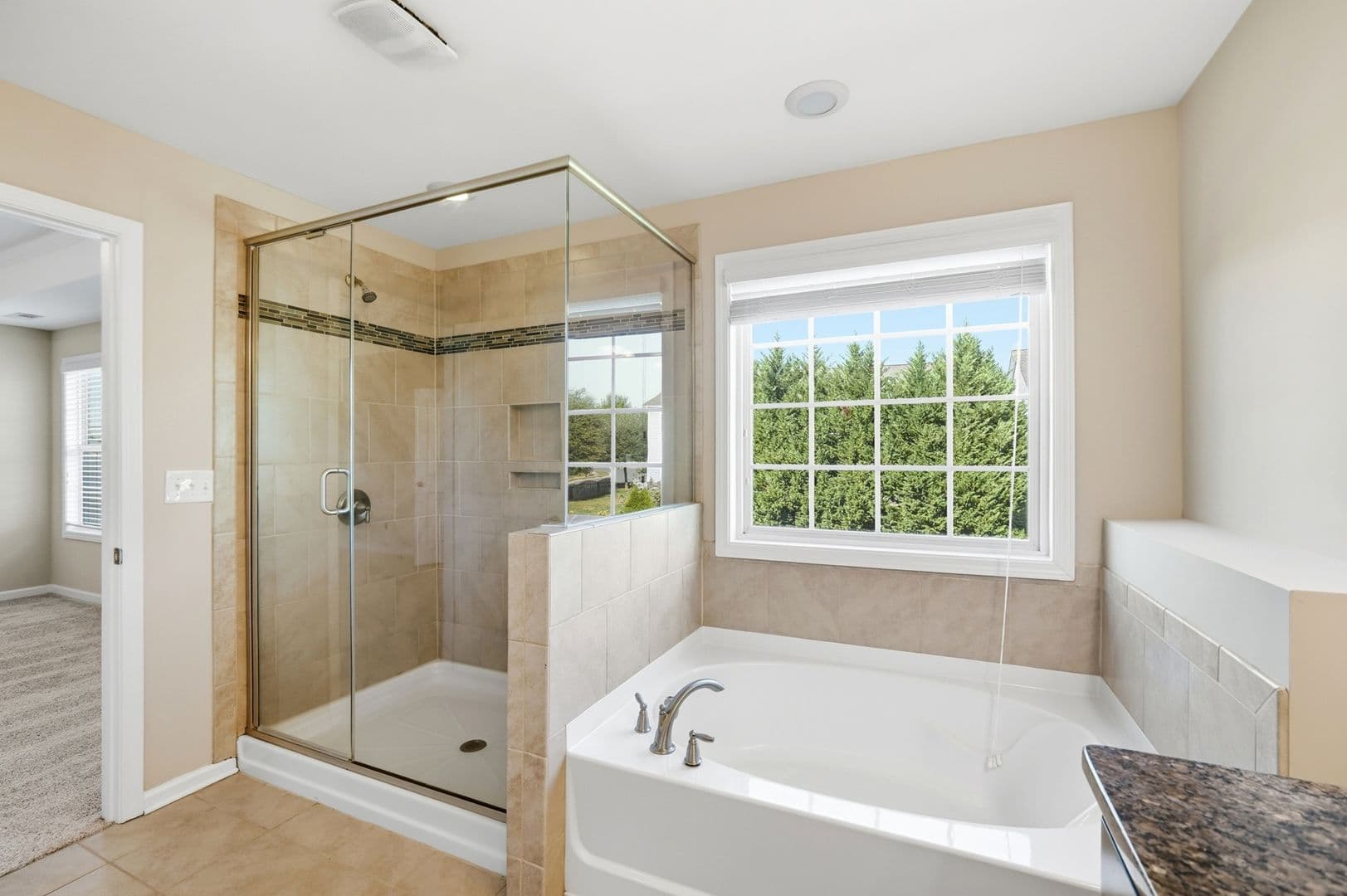 Charlotte House: 7308 Hamilton Bridge Road