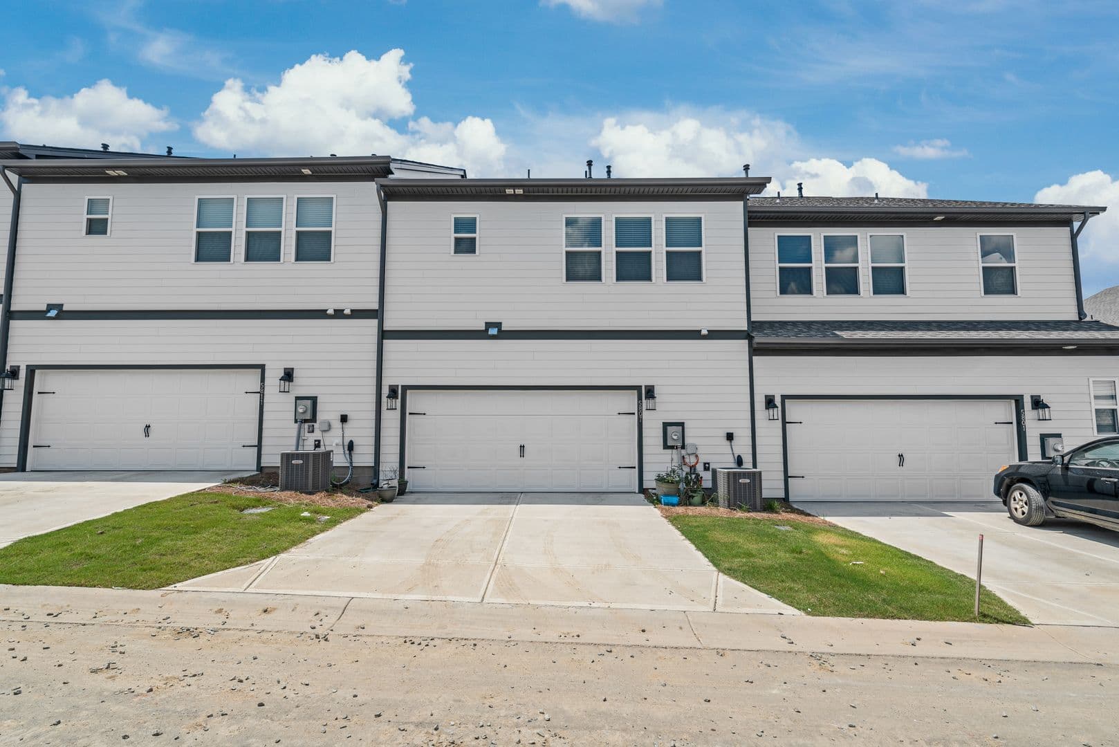 Harrisburg Townhome: 5807 Clear Creek Lane