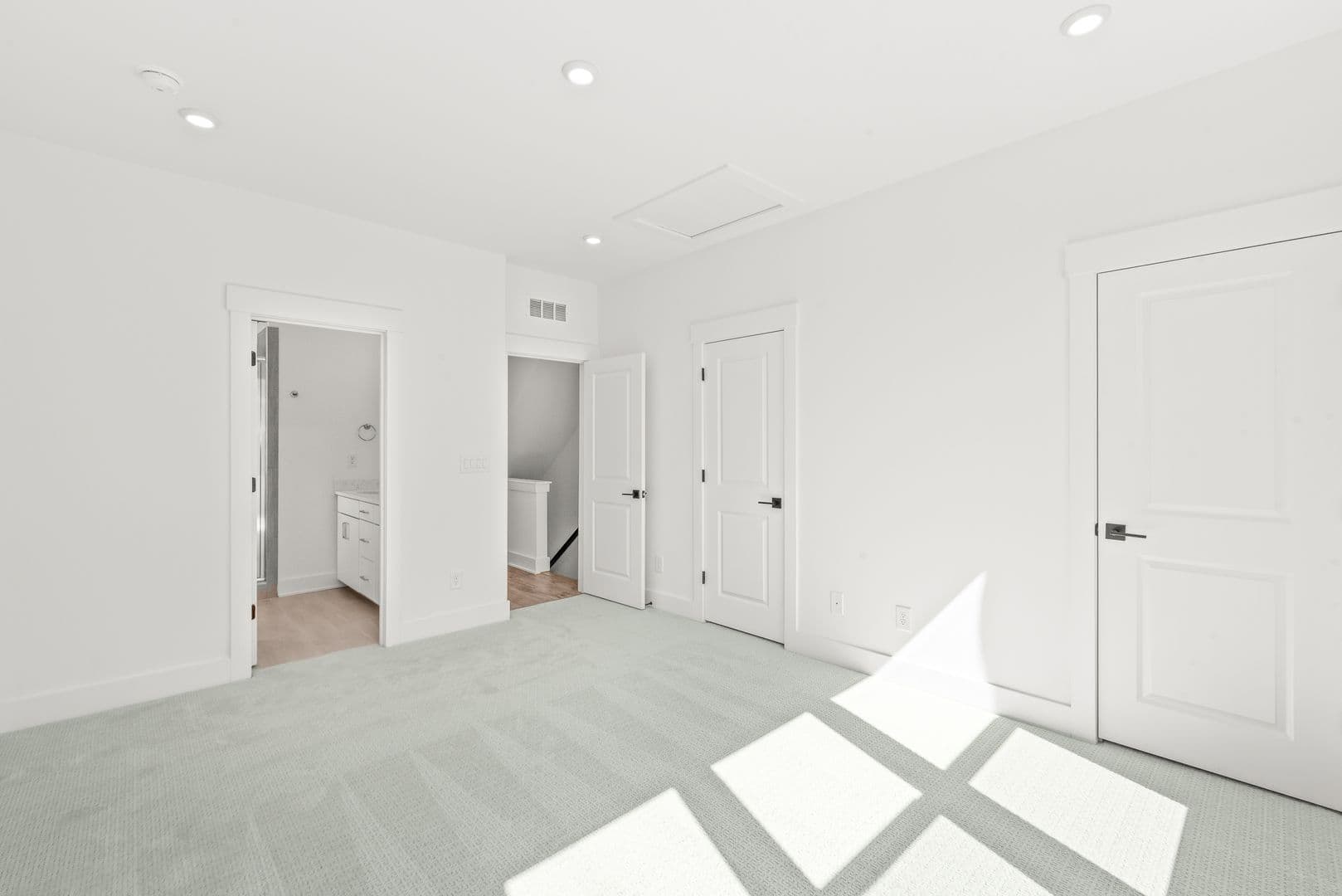 Charlotte Townhome: 425 Blairhill Road