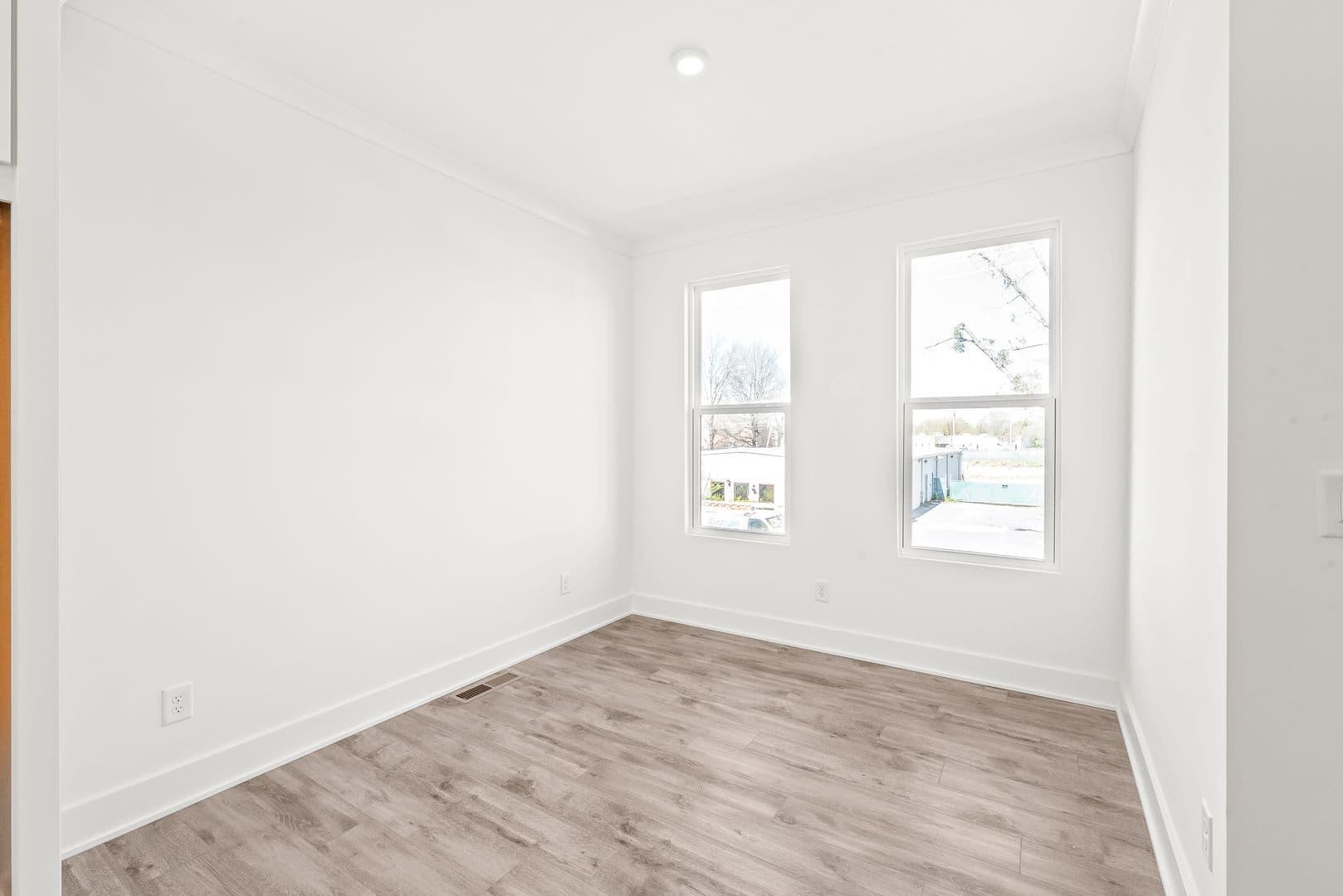 Charlotte Townhome: 425 Blairhill Road