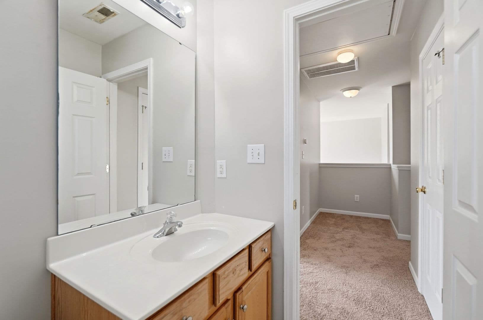 Charlotte House: 14801 Asheton Creek Drive
