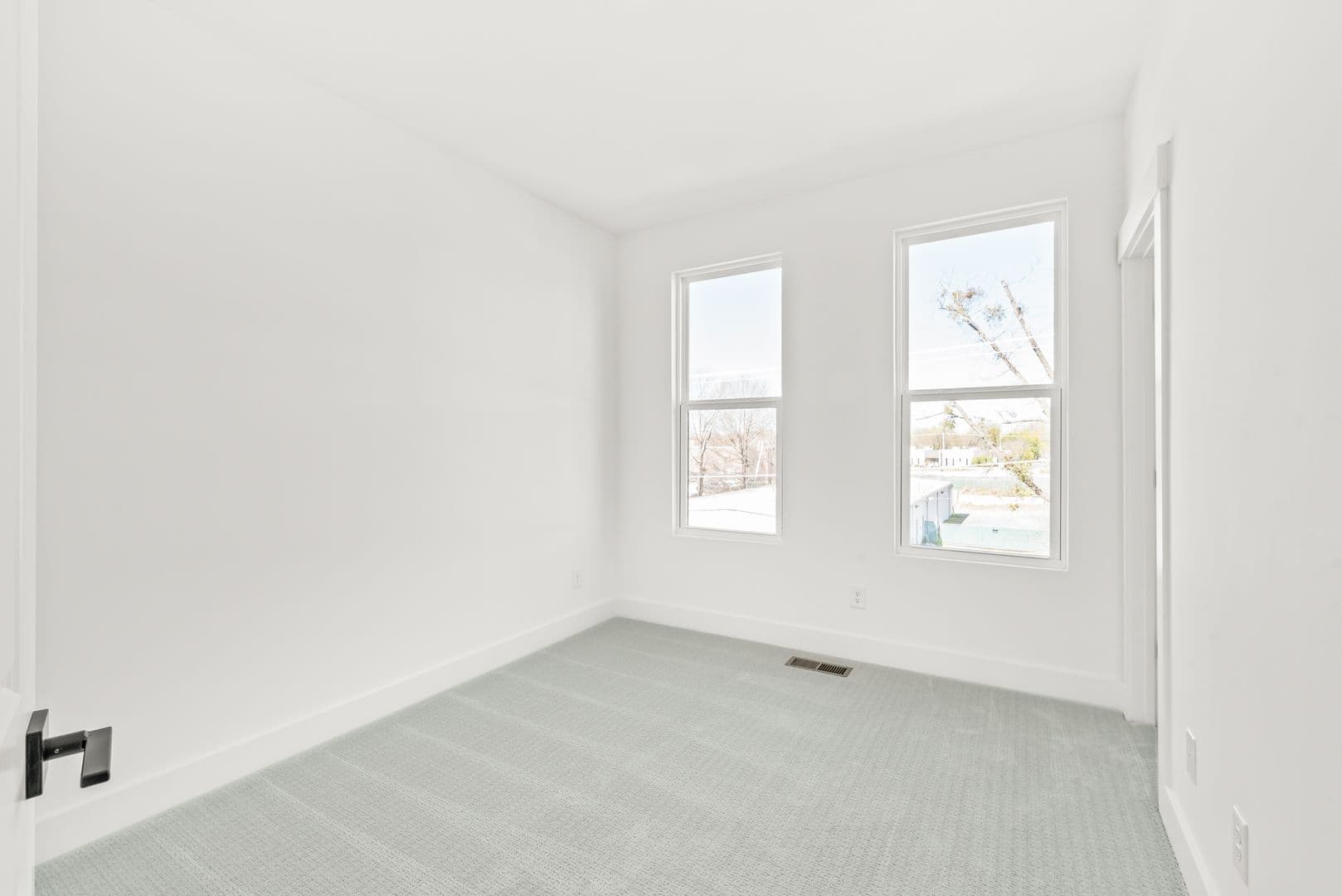 Charlotte Townhome: 425 Blairhill Road