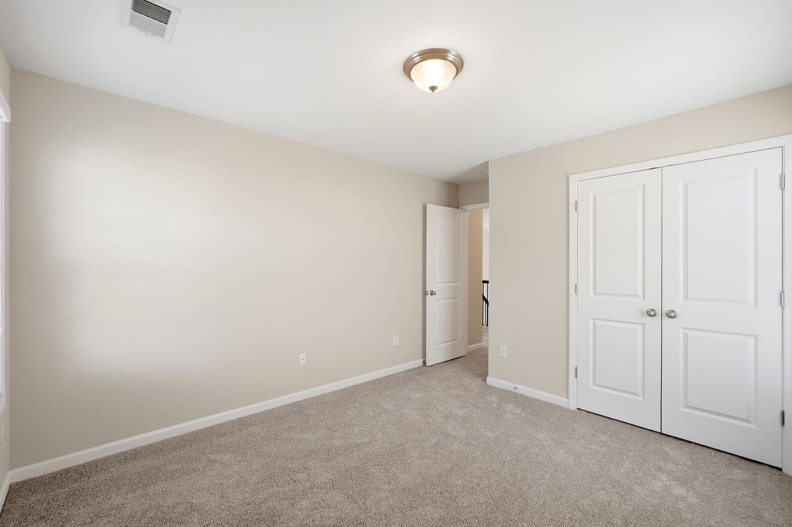 Charlotte House: 7308 Hamilton Bridge Road