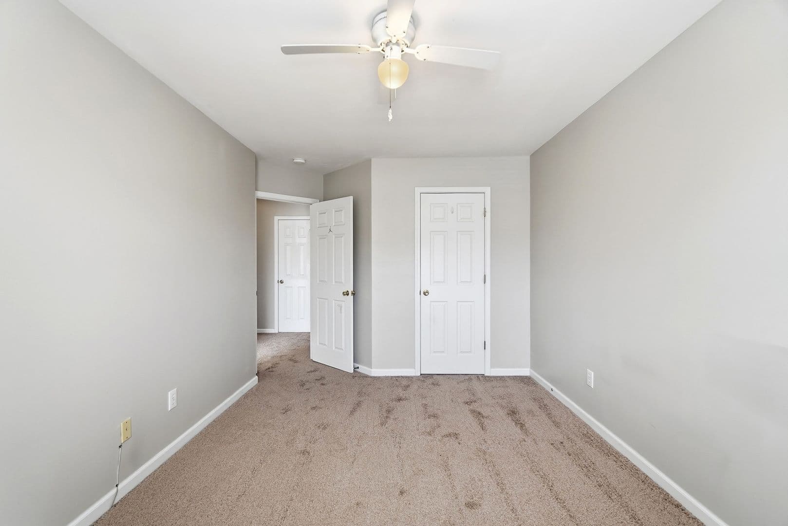 Charlotte House: 14801 Asheton Creek Drive