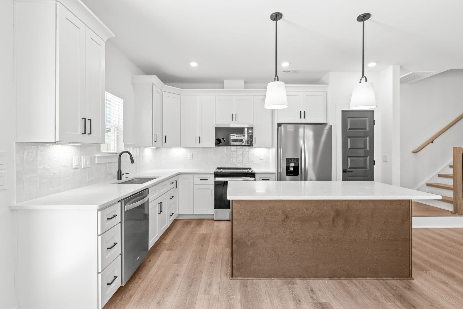 Charlotte Townhome: 2023 Wilson Ave