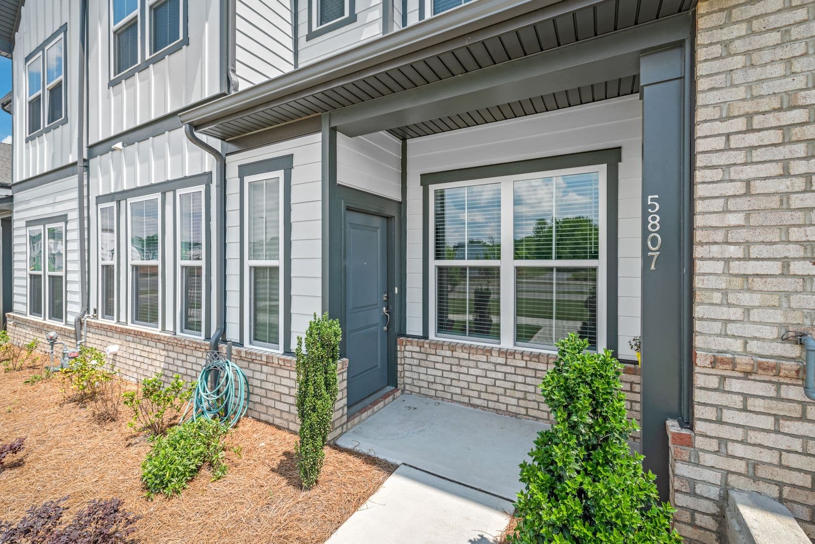 Harrisburg Townhome: 5807 Clear Creek Lane