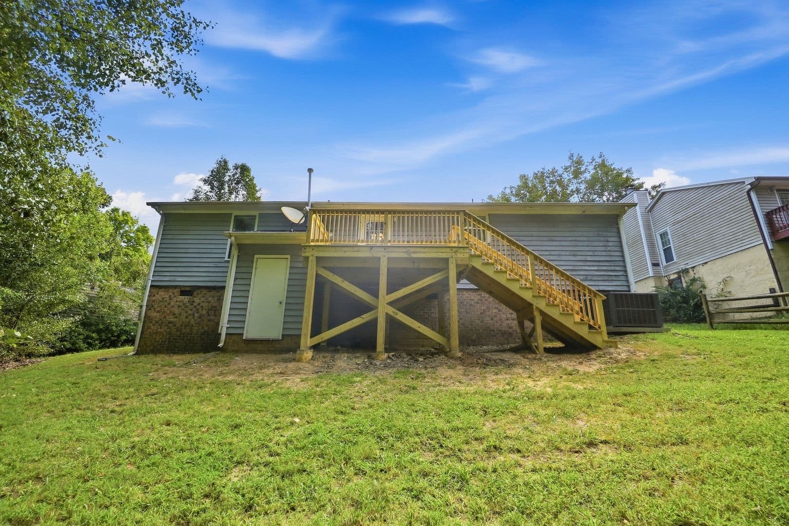 Charlotte House: 2939 Gray Feather Drive