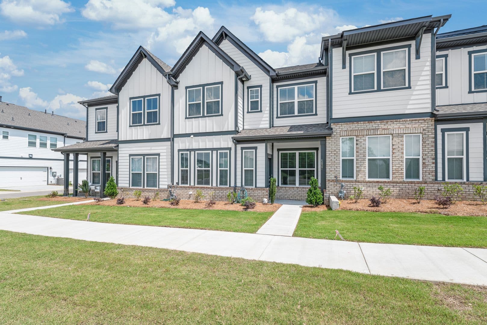 Harrisburg Townhome: 5807 Clear Creek Lane