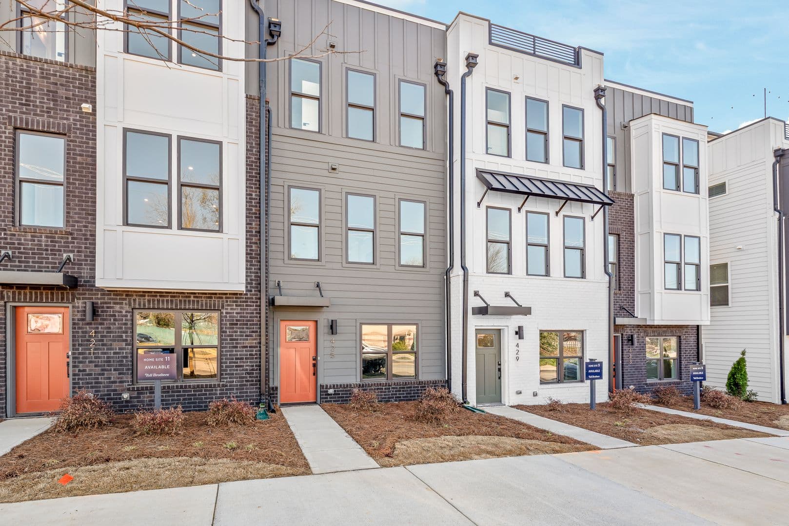 Charlotte Townhome: 425 Blairhill Road