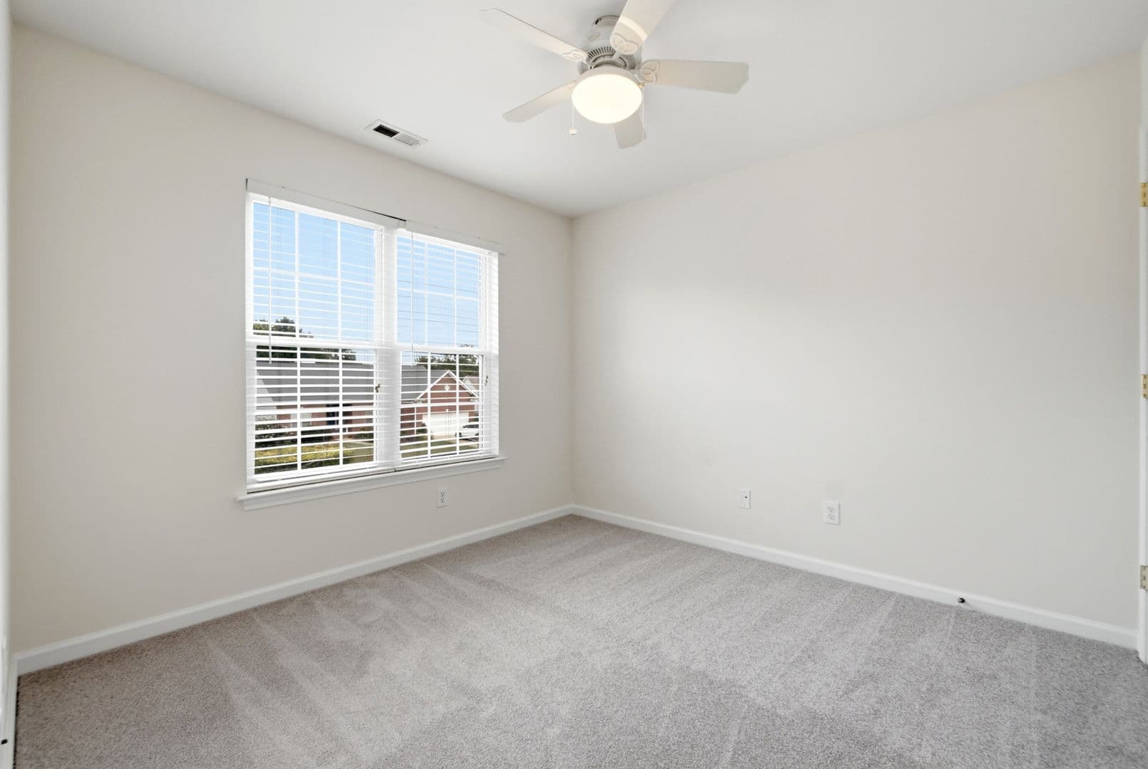 Huntersville House: 16903 Hampton Trace Road