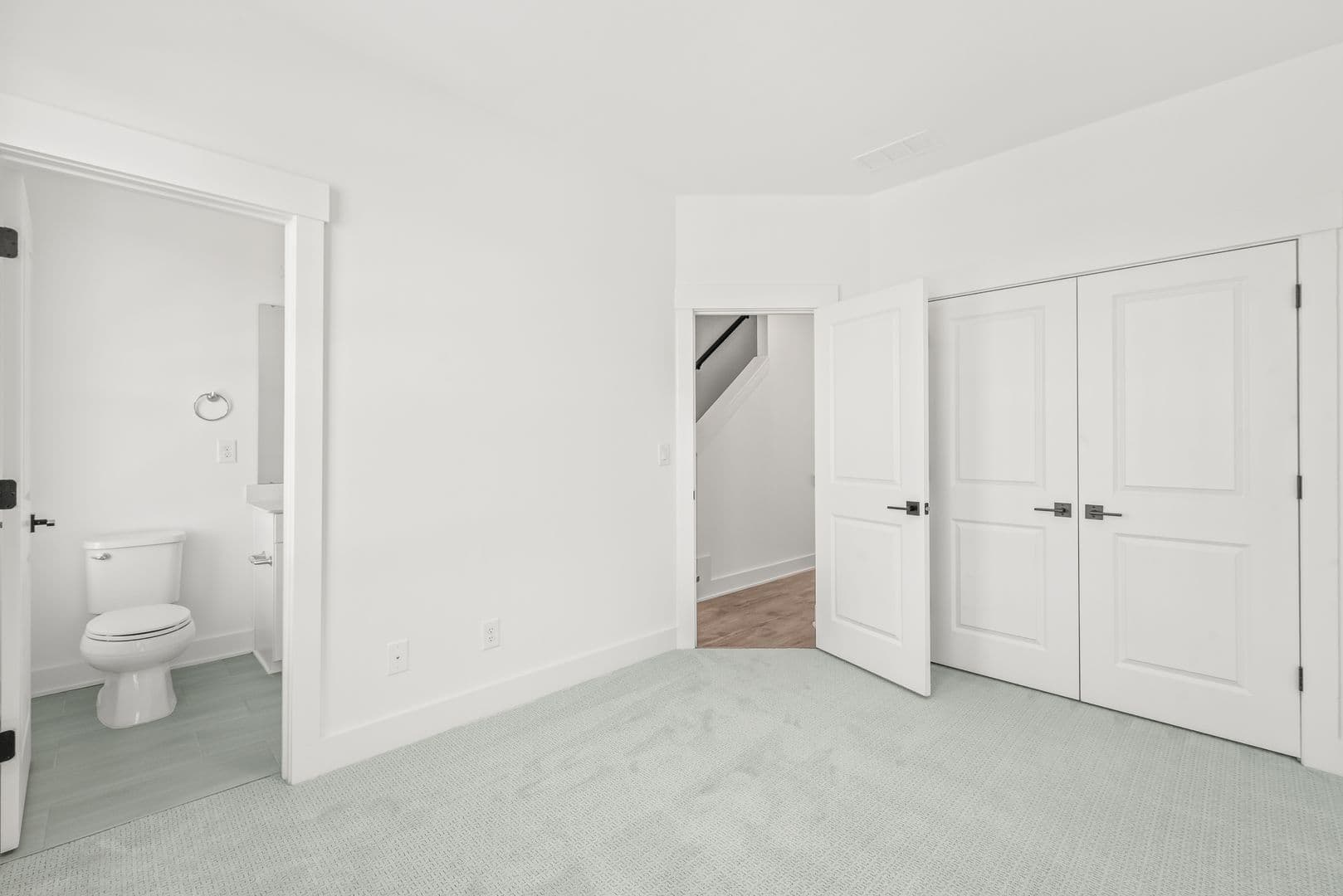 Charlotte Townhome: 425 Blairhill Road