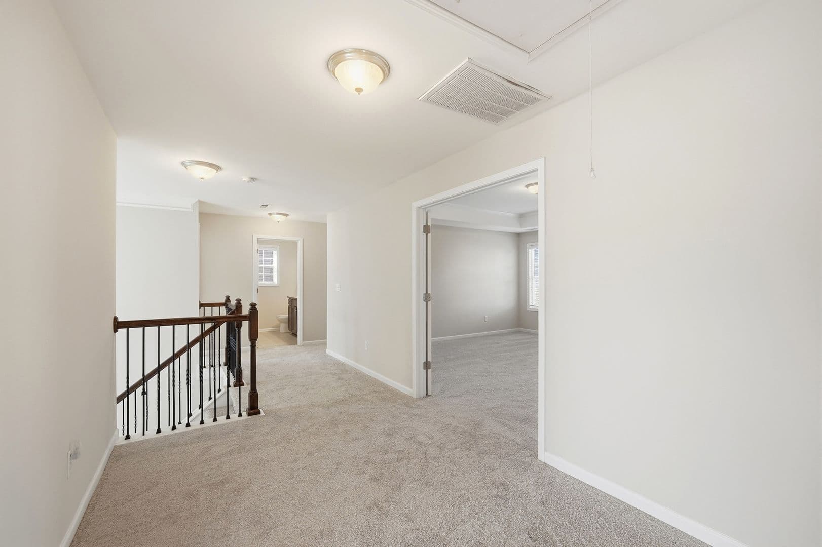 Charlotte House: 7308 Hamilton Bridge Road