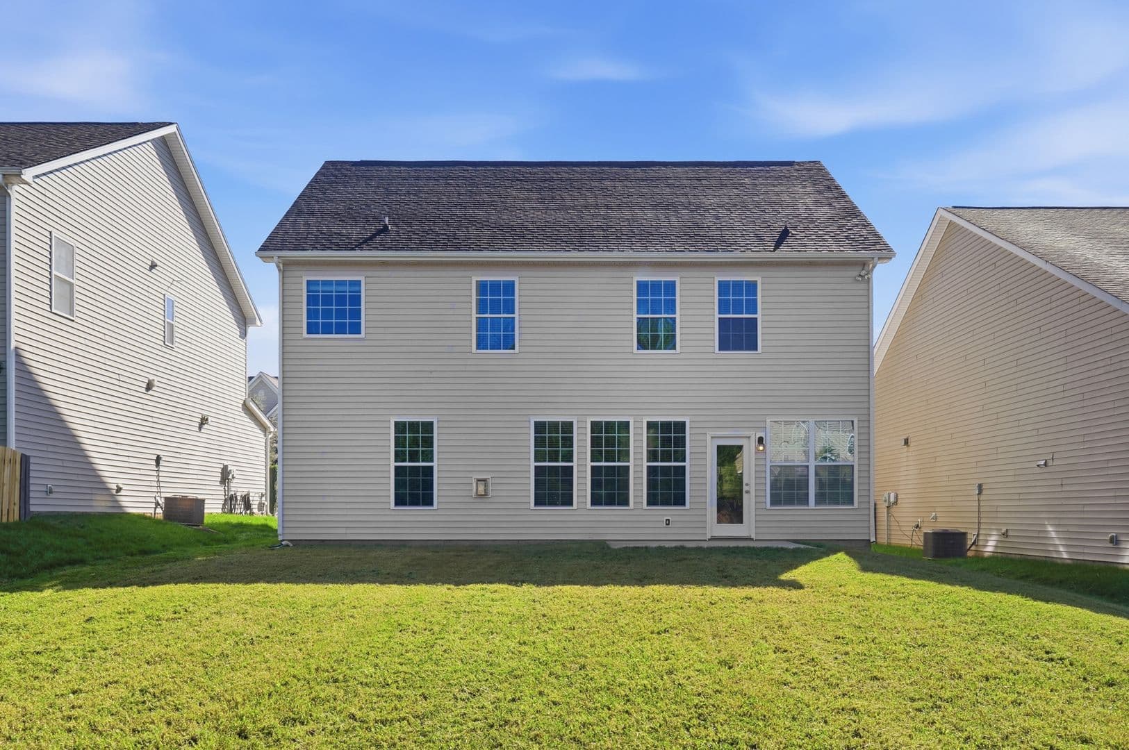 Charlotte House: 7308 Hamilton Bridge Road
