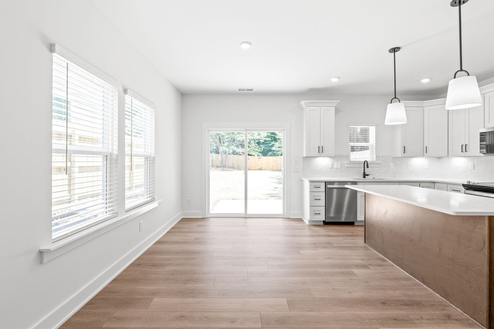 Charlotte Townhome: 2023 Wilson Ave