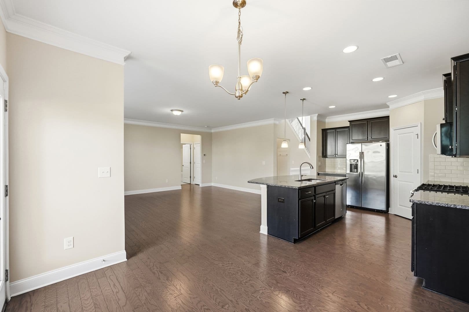 Charlotte House: 7308 Hamilton Bridge Road
