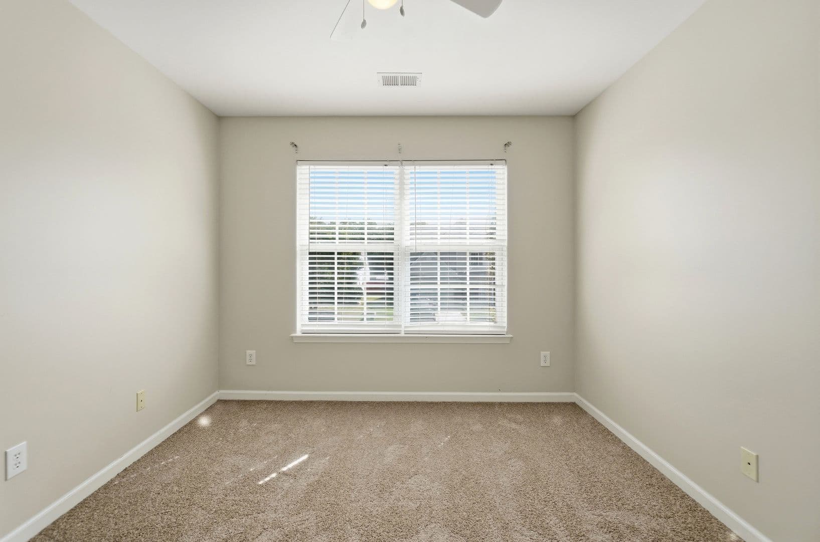 Charlotte House: 14801 Asheton Creek Drive
