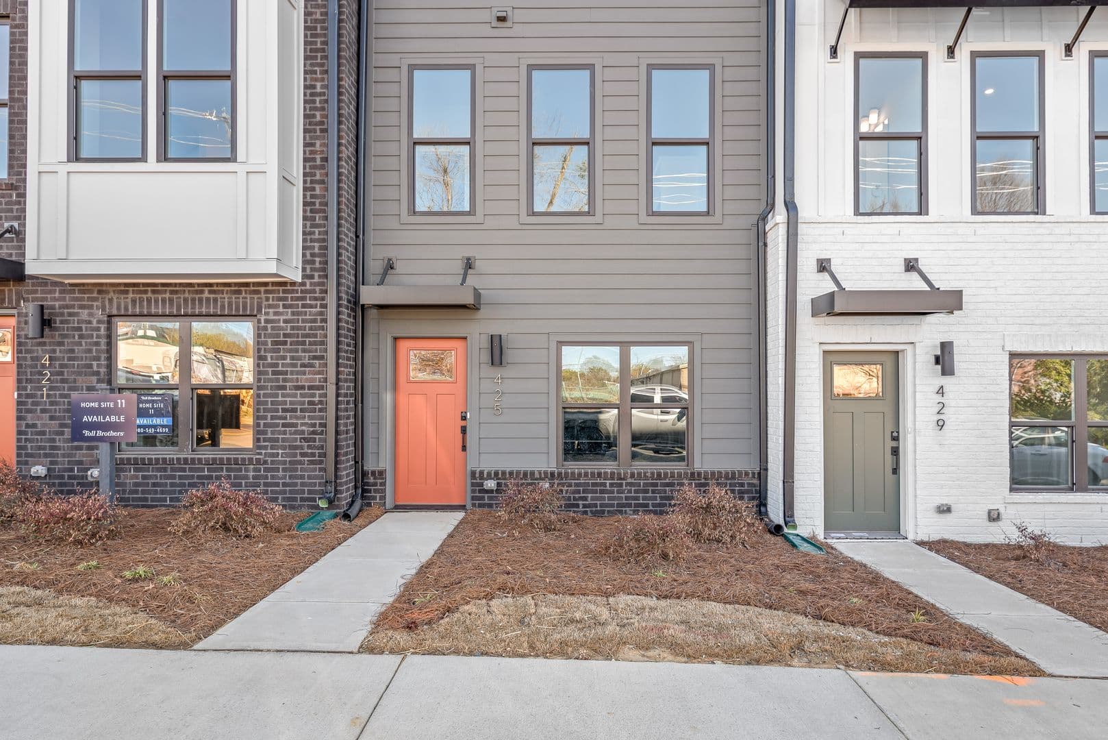 Charlotte Townhome: 425 Blairhill Road