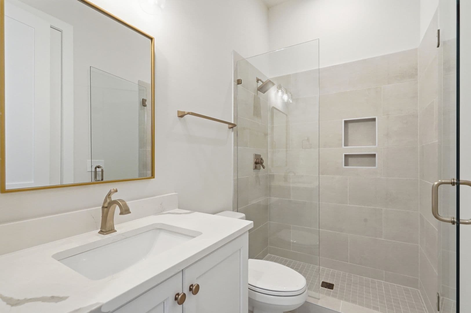 Charlotte Townhome: 2428 Runnymede Lane