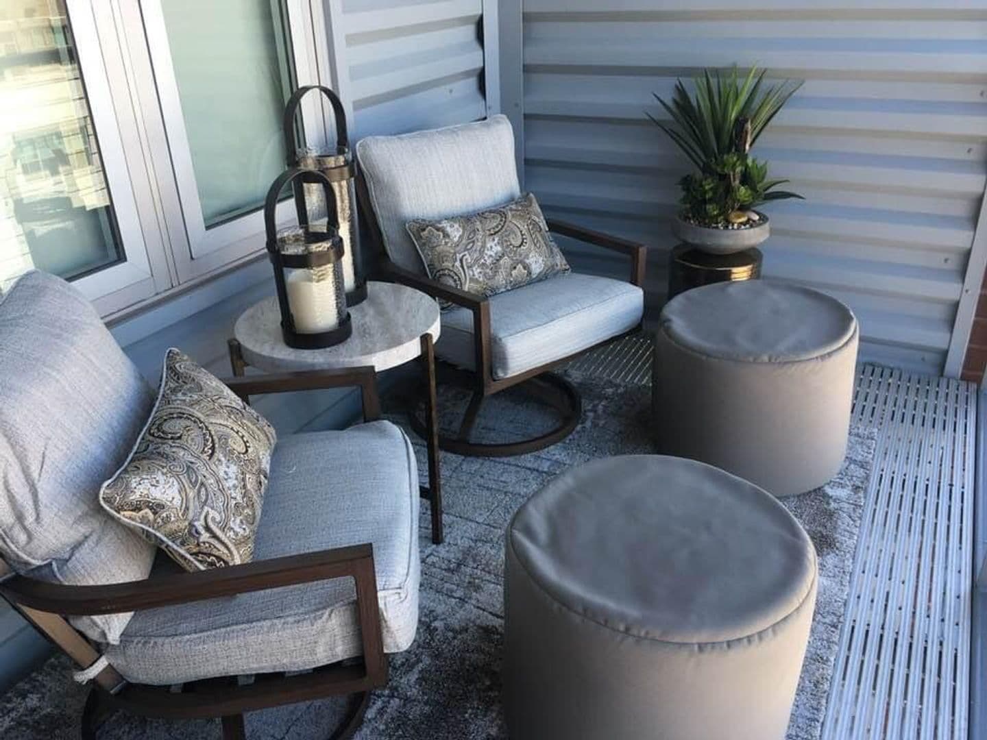 Green Bay Apartment: 115 E. Walnut Street