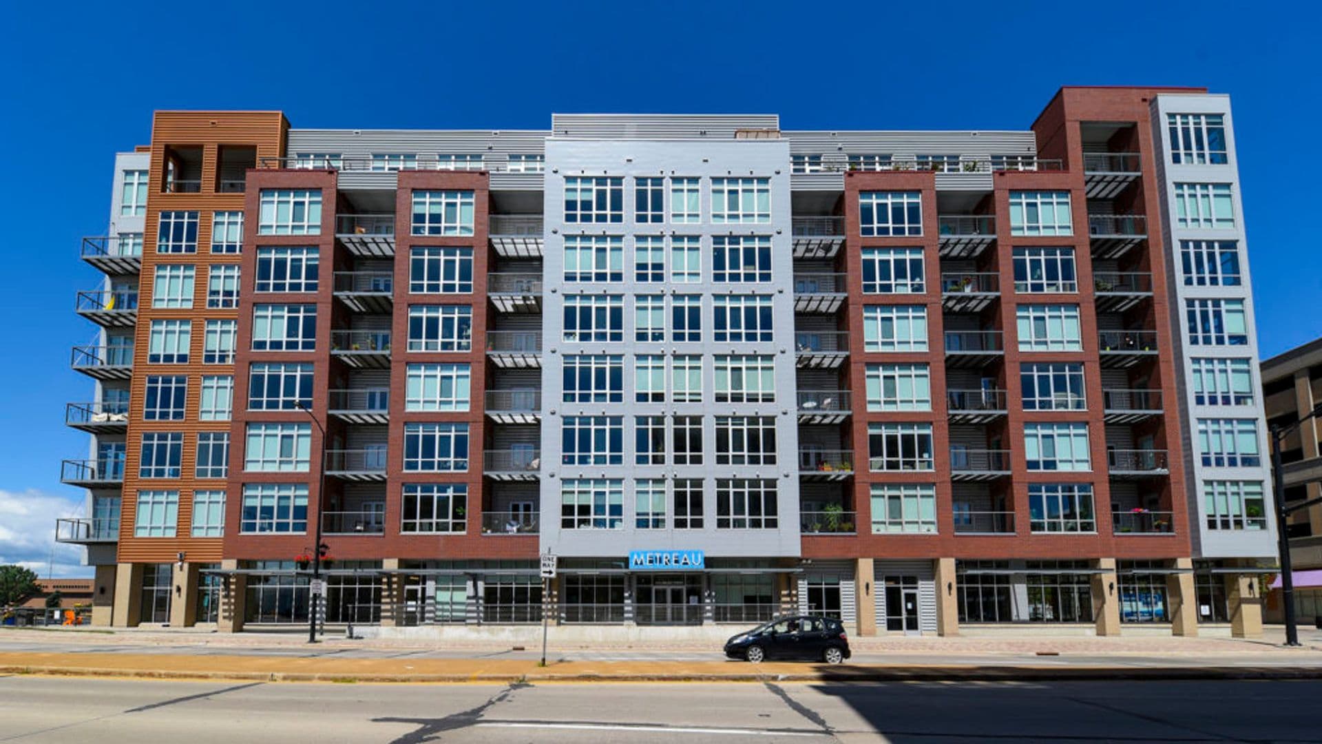 Green Bay Apartment: 115 E. Walnut Street