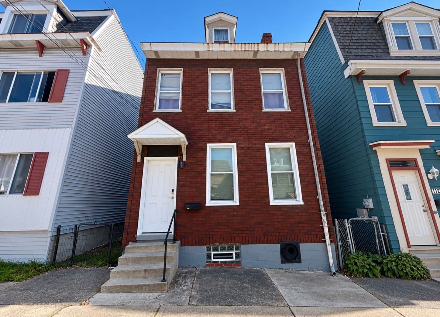 Pittsburgh Apartment: 114 Sedgwick Street