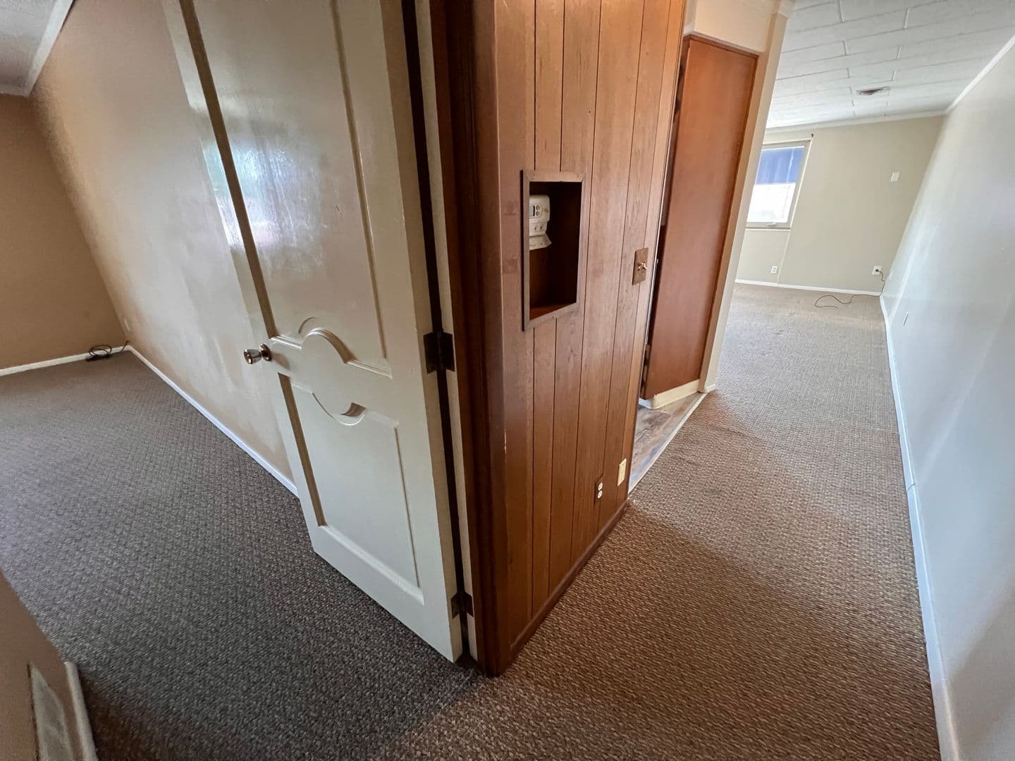 Ambridge Apartment: 810 Merchant Street
