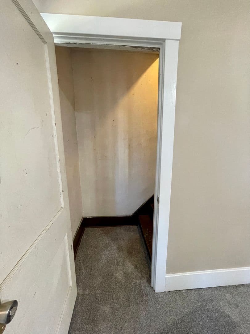Brackenridge Apartment: 726 7th Avenue