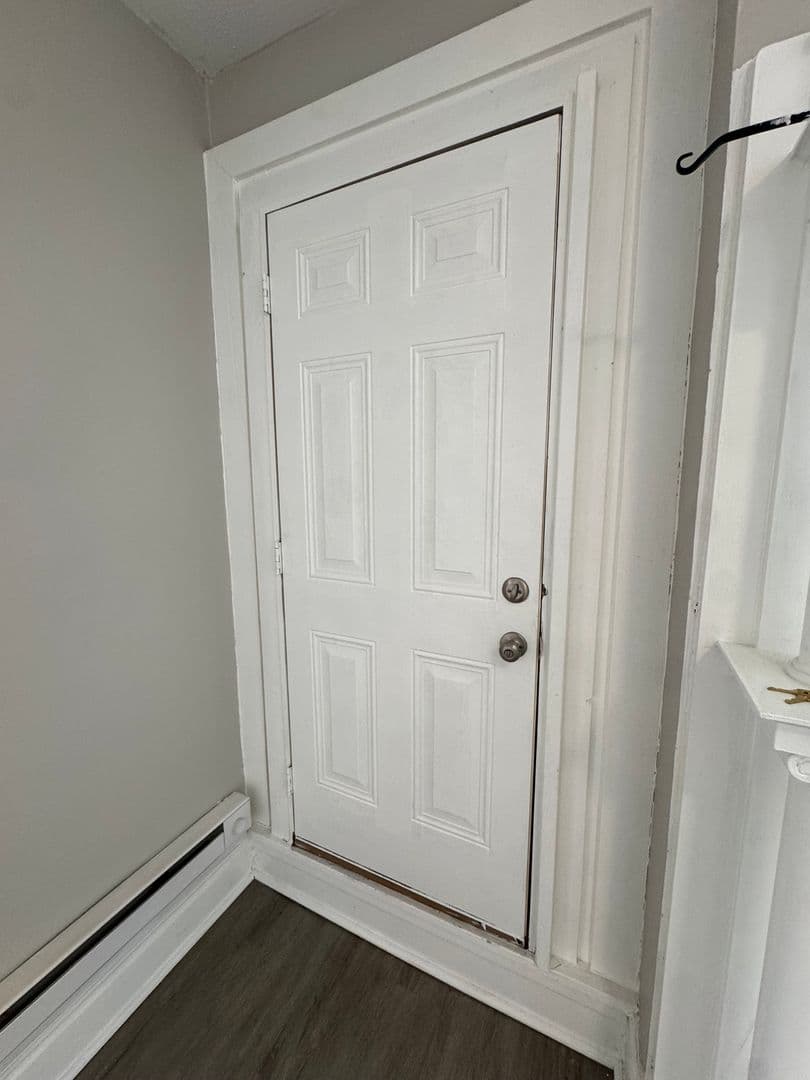 Homestead Apartment: 810 Amity Street
