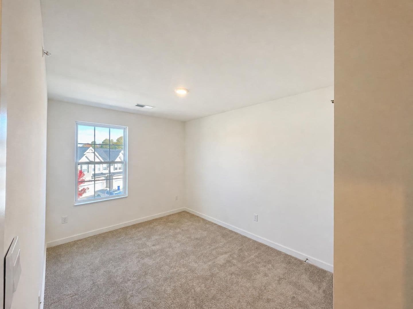 Imperial House: 1806 Canterbury Drive
