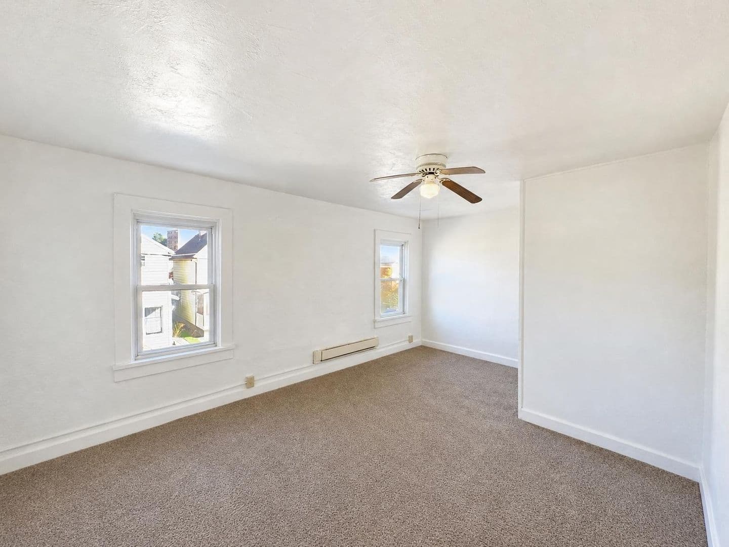 New Kensington Apartment: 1613 Fourth Avenue