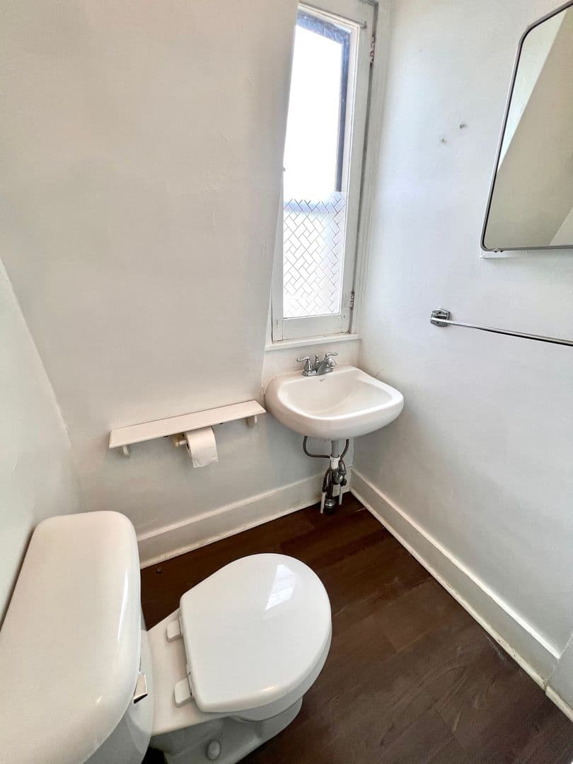 Sewickley Apartment: 425 Walnut Street