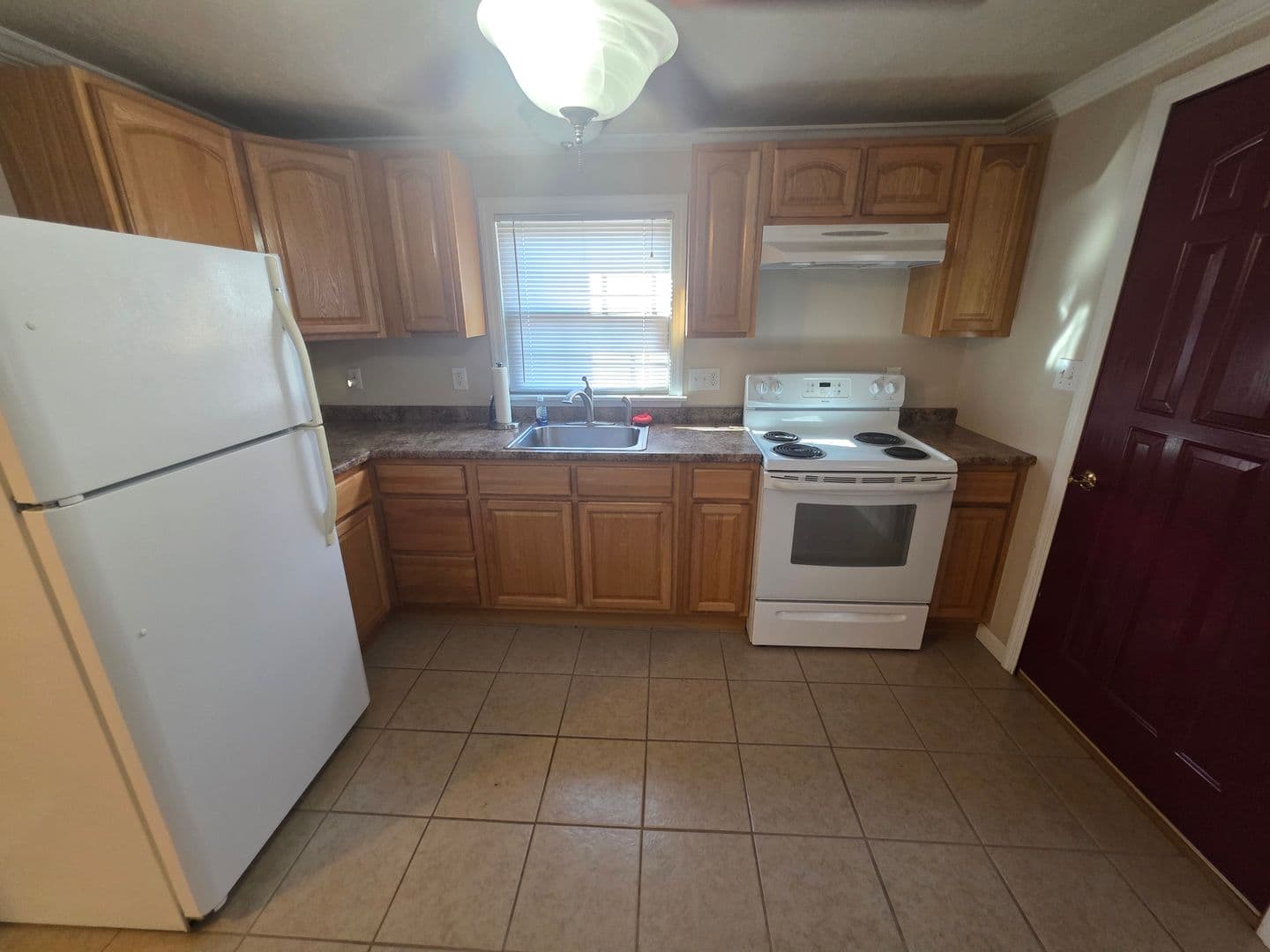 Pittsburgh Apartment: 7408 Yale Avenue