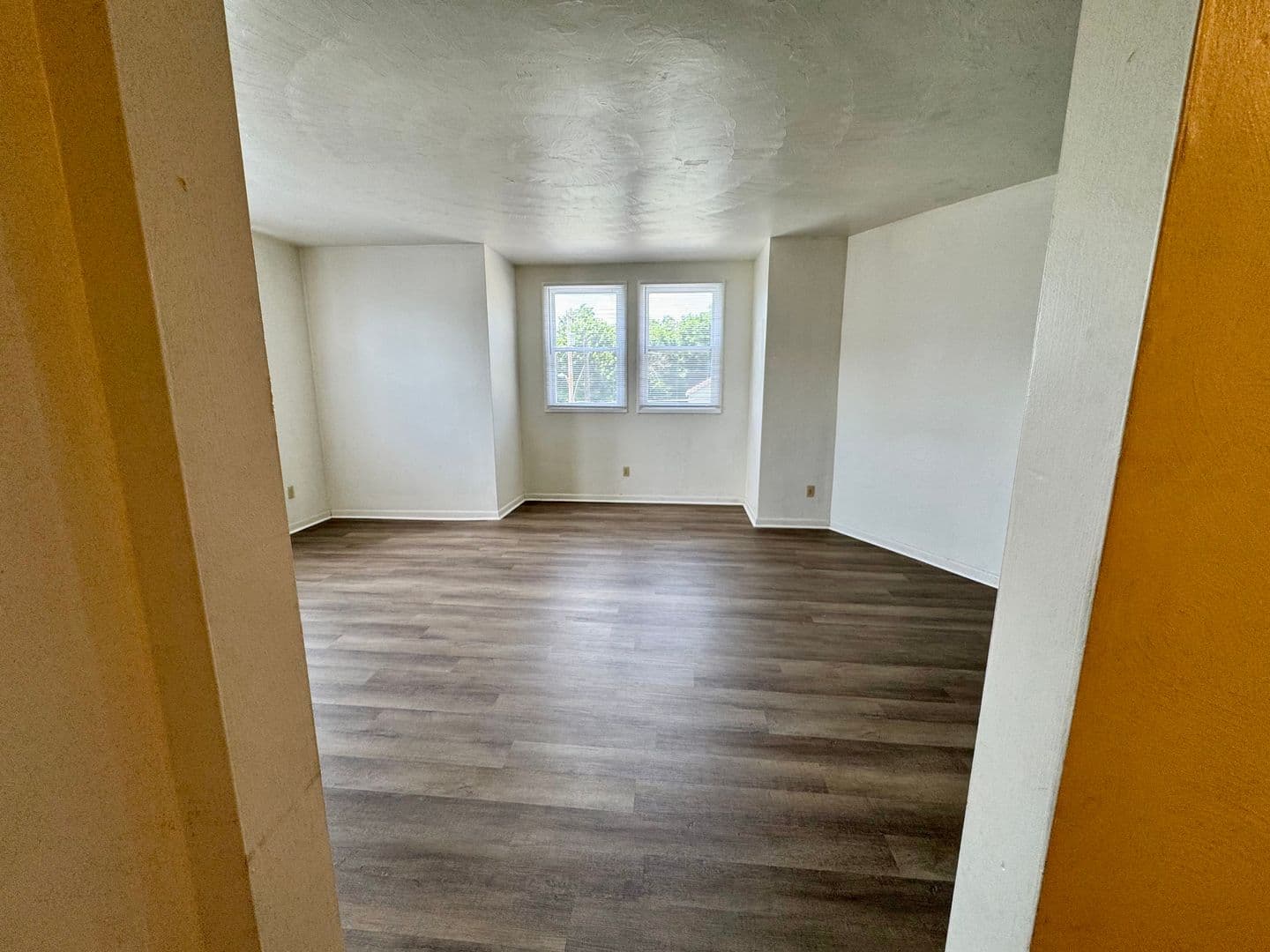 Cheswick Apartment: 212 North Highland Avenue