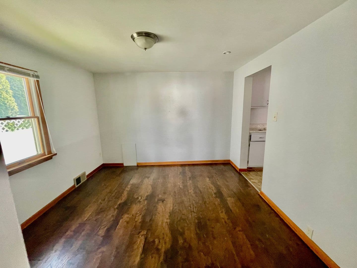 Coraopolis House: 746 Sixth Avenue