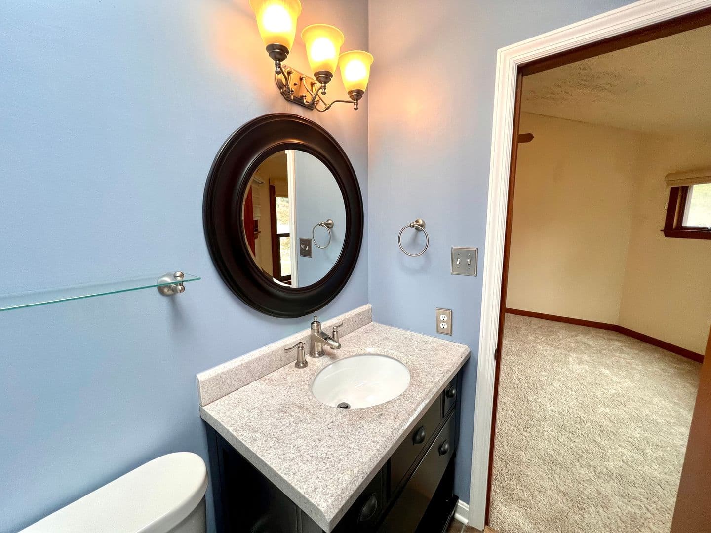 Moon Twp House: 1256 Queens Drive