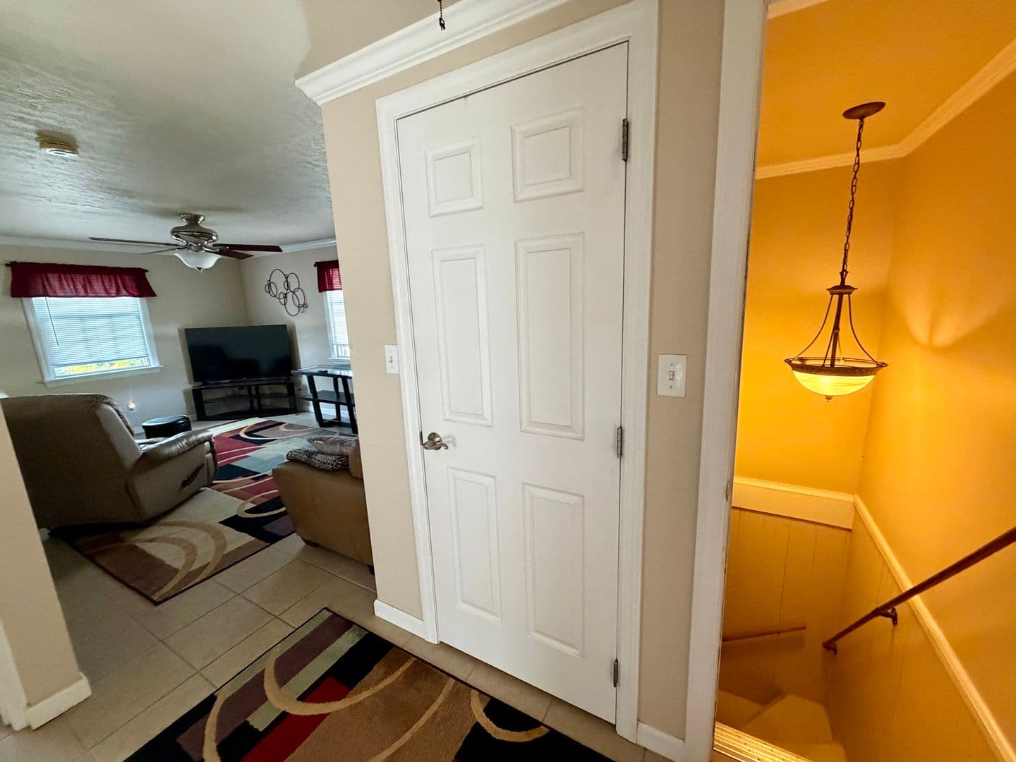 Pittsburgh Apartment: 7408 Yale Avenue