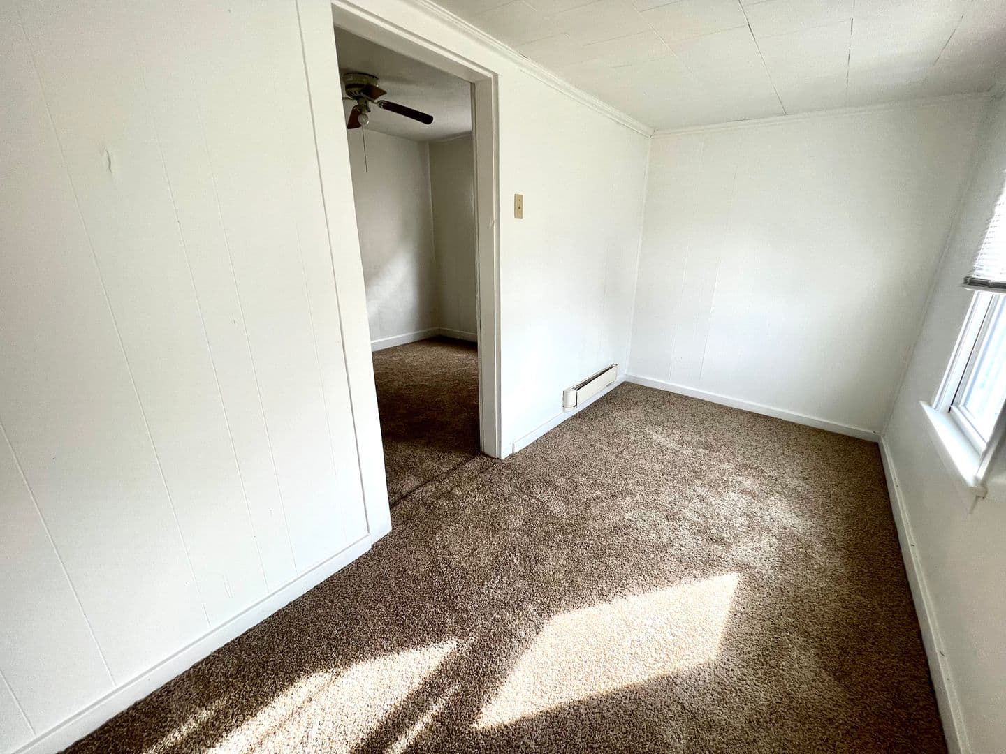 New Kensington Apartment: 1613 Fourth Avenue