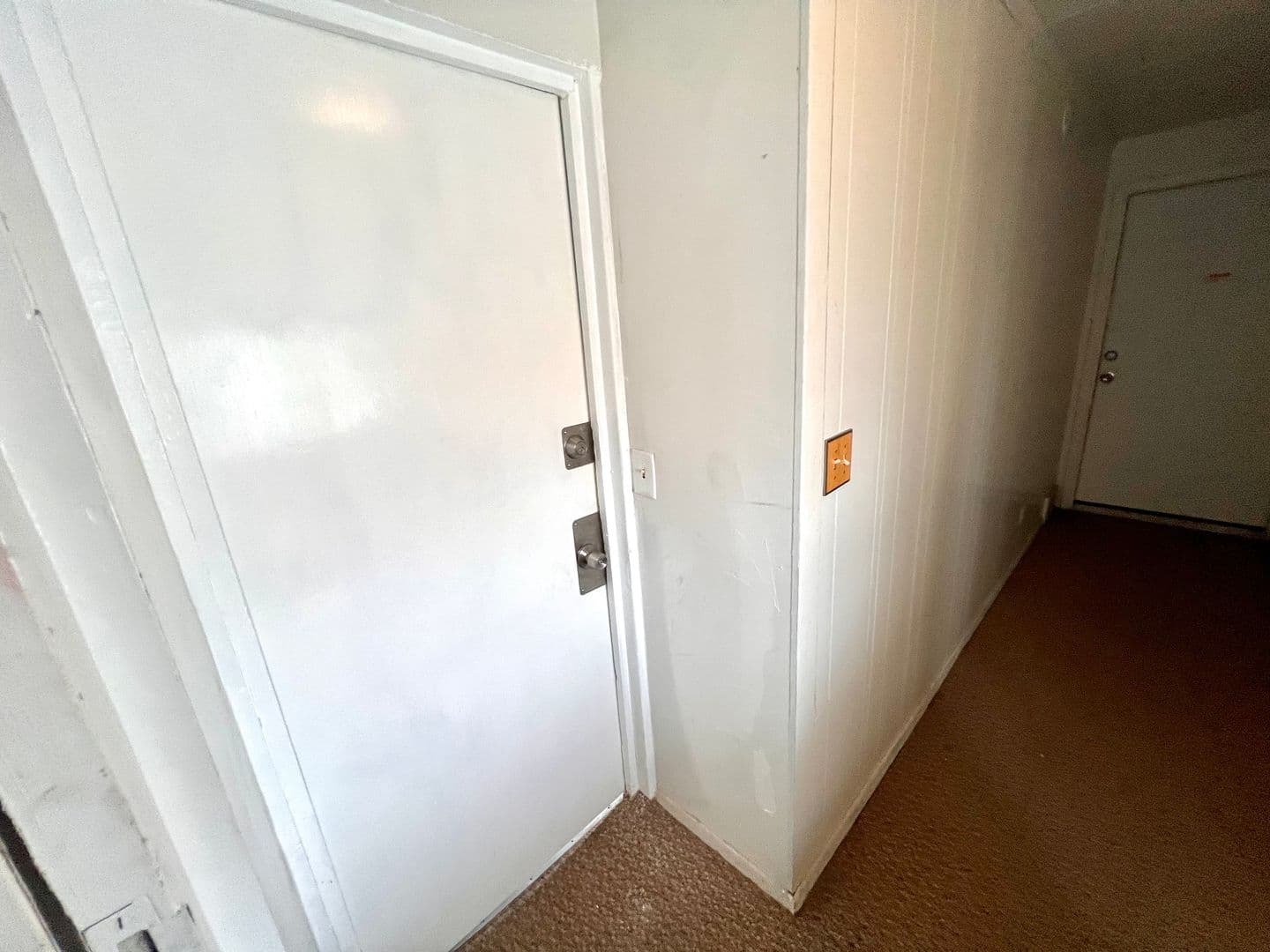 Ambridge Apartment: 810 Merchant Street