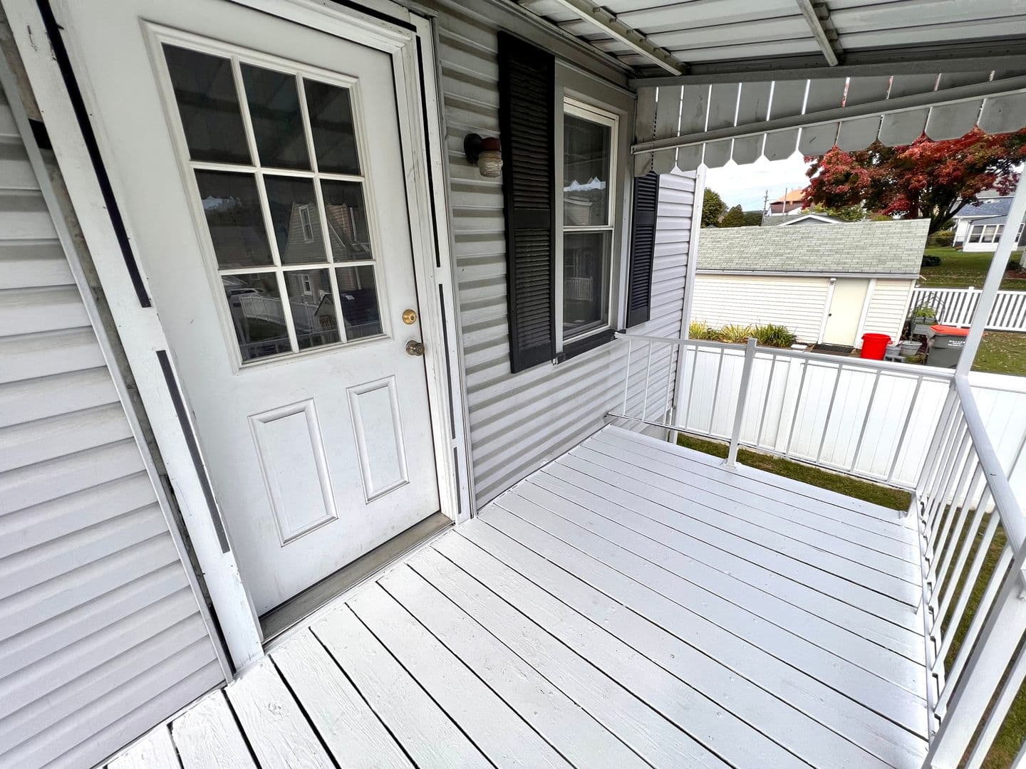 Beaver Falls House: 3609 College Avenue, Rear