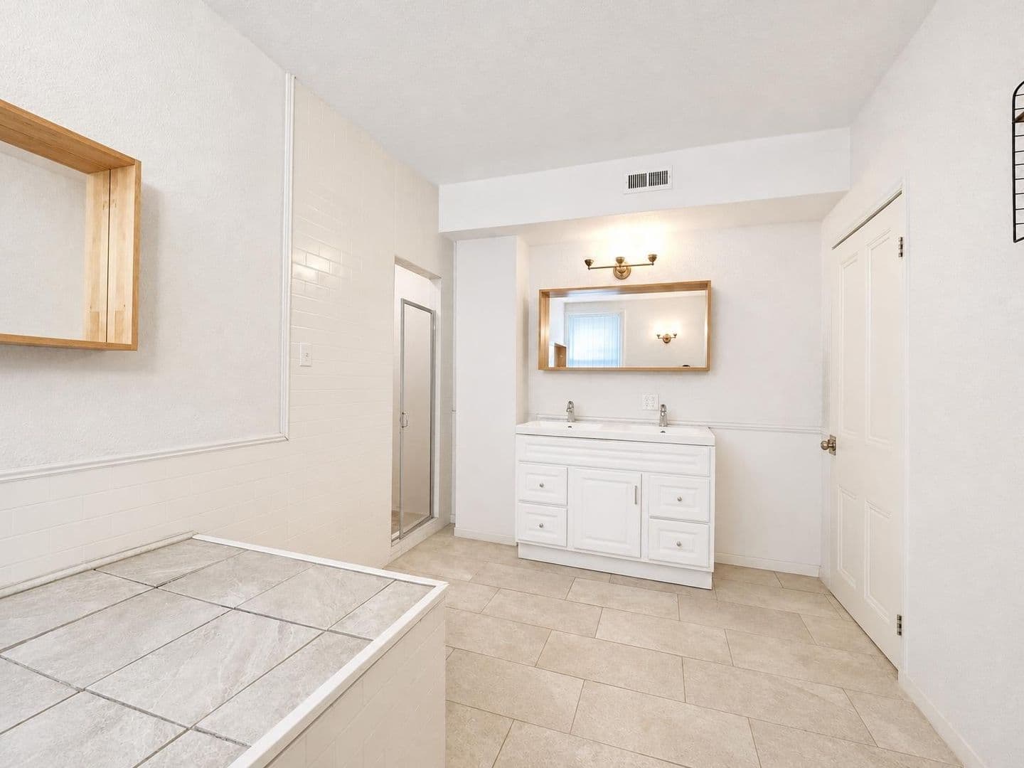 Pittsburgh Apartment: 1822 Niggel Street