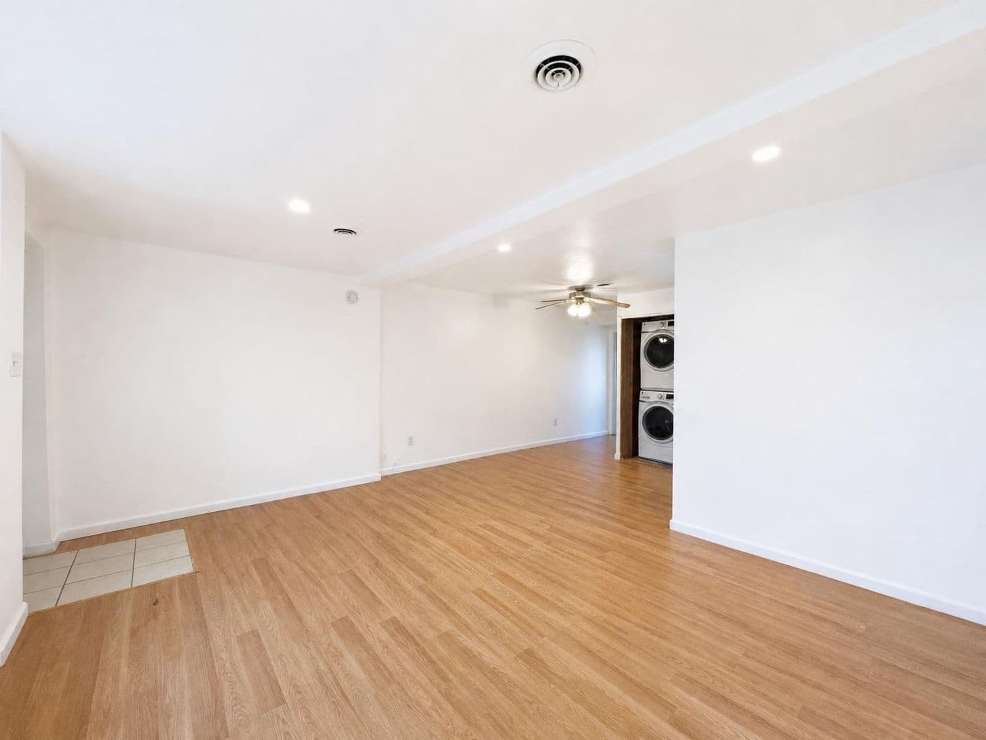 Pittsburgh Apartment: 76 Holt Street