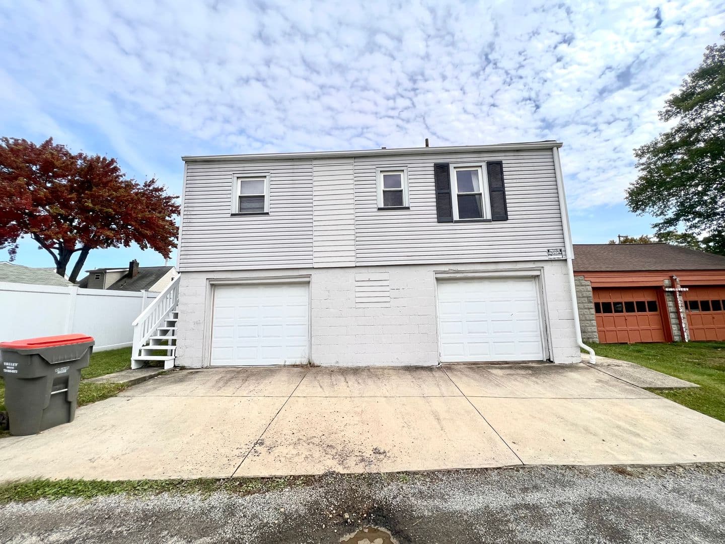 Beaver Falls House: 3609 College Avenue, Rear