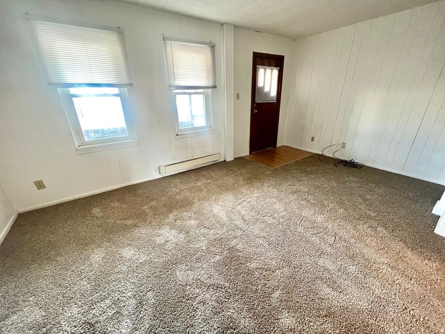 New Kensington Apartment: 1613 Fourth Avenue
