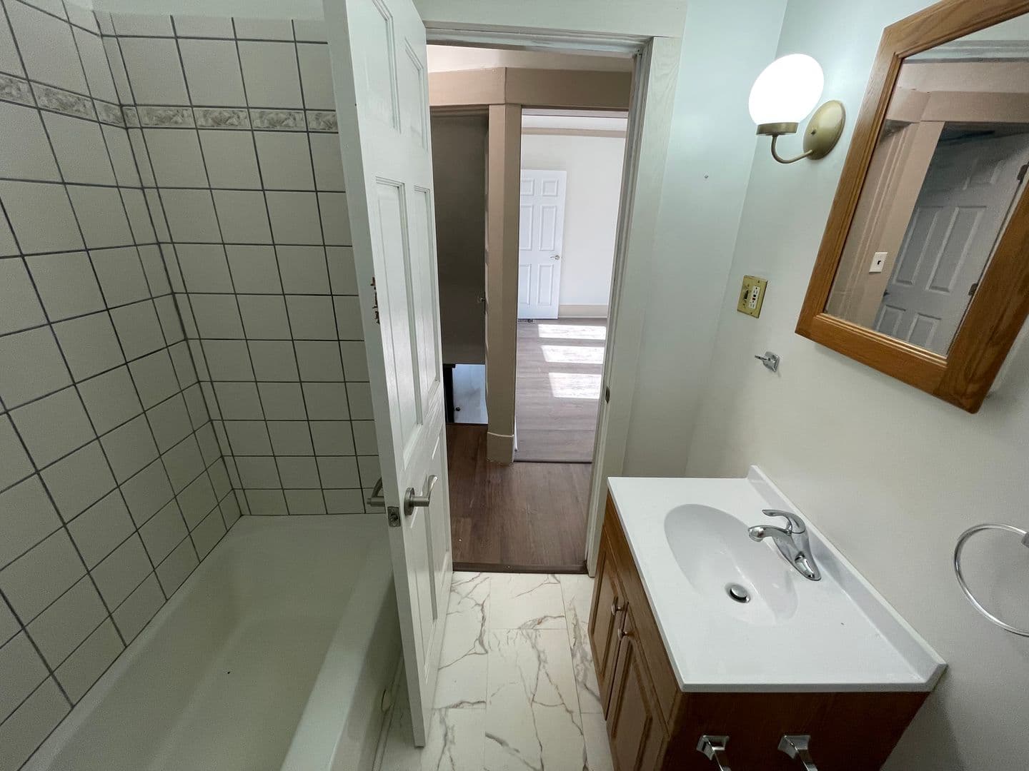 Pittsburgh House: 731 Ravenswood Avenue