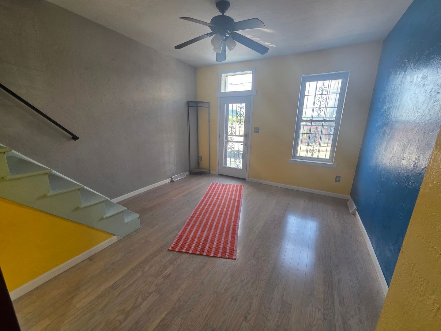 Pittsburgh House: 18 S 13th Street