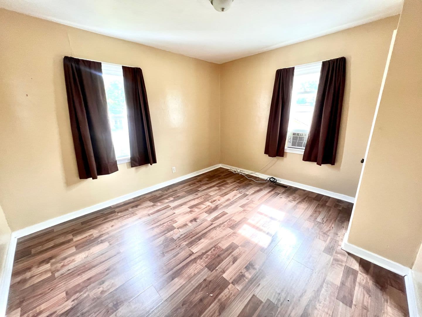 Beaver Falls House: 3609 College Avenue, Rear